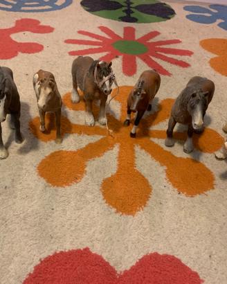 Vari animali schleich senza espositore