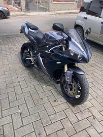 Yamaha YZF R1 - 2005