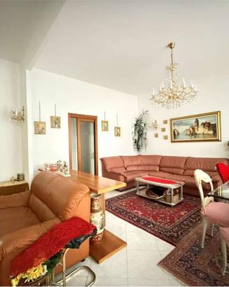 Appartamento di 110 m² con 2 locali a Milano