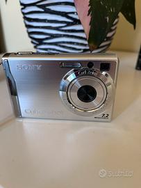 Fotocamera Digitale Sony DSC W80