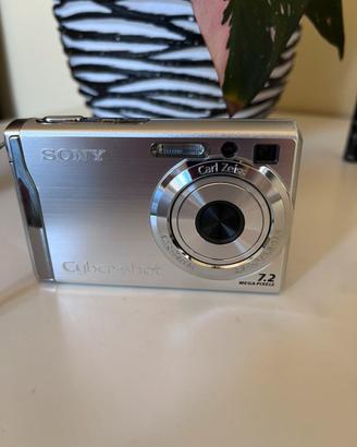 Fotocamera Digitale Sony DSC W80