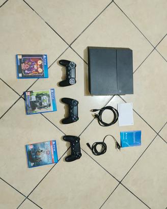 Ps4 500gb come nuova +3giochi +3 controller
