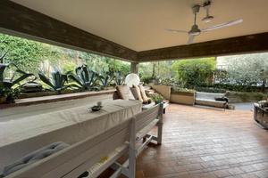 VILLA SINGOLA A DESENZANO DEL GARDA