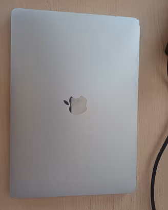 MacBook Pro 13" 2019 i5 8GB 256GB SSD Silver 