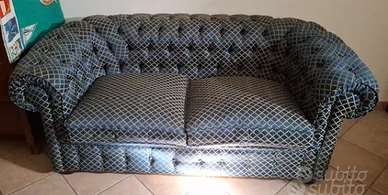 coppia di divani 2 posti in stile classico Chester