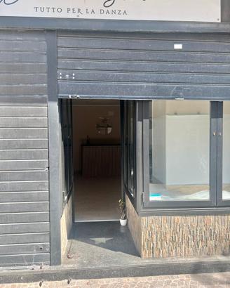 Locale Commerciale 30 mq | Giugliano Centro