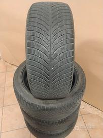 Pneumatici invernali Nokian 235/45 R18 98V XL