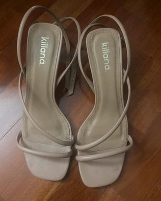 Sandalo color nude in pelle