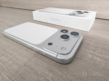 IPHONE 17 PRO 256GB 15GG DI VITA BATTERIA 💯 