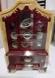  Credenza per casa di bambole 