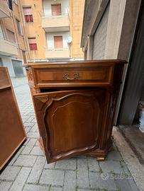 Credenza in legno