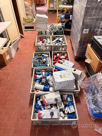 MATERIALE ELETTRONICO PER ELETTRICISTI