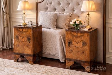 Coppia comodini anni 50 in radica di noce e marmo