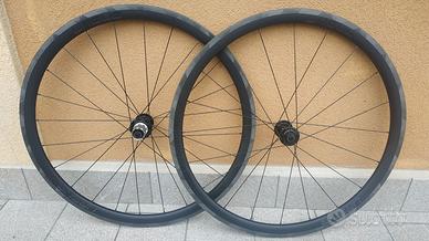 Ruote Ursus Miura TS37 carbon