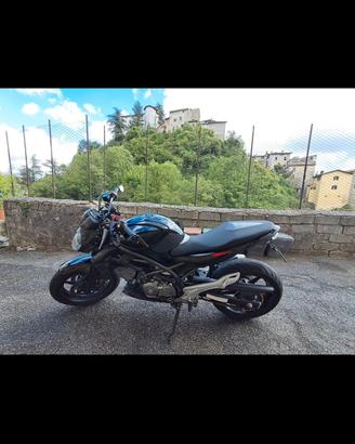 Suzuki Gladius 650