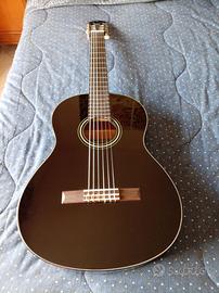 Yamaha C40 Total Black - PARI A NUOVO + custodia