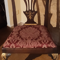 Sedia inglese con fregi dorati