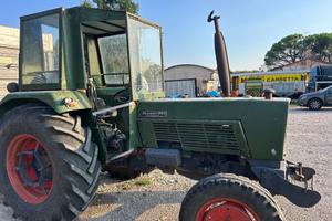 TRATTORE FORD 106