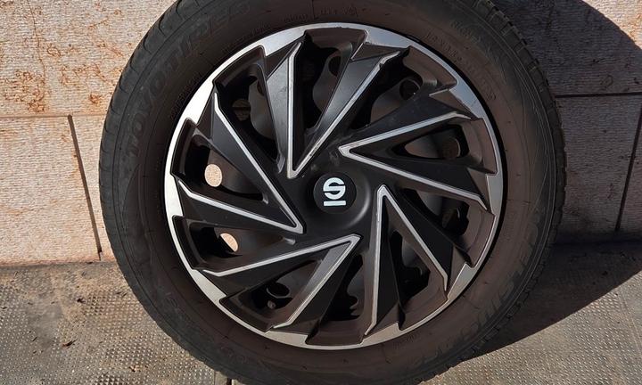 Gomme 4 stagioni TOYO 205/55R16 con cerchi x Focus