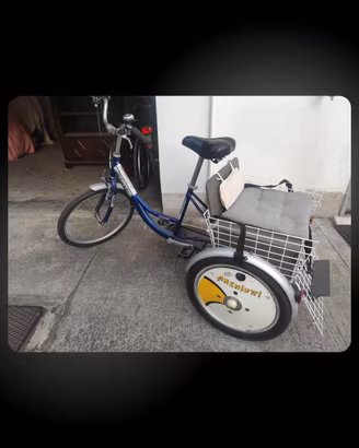 bici a tre ruote Atala, con seggiolino 