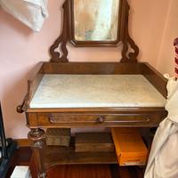 Vanity in legno con specchio
