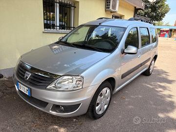 Dacia Logan MCV 1.5 dCi 85CV 7 posti Lauréate 2010