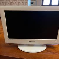Televisore Samsung serie 5   19”
