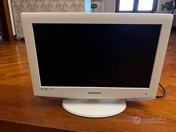 Televisore Samsung serie 5   19”