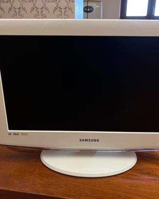 Televisore Samsung serie 5   19”