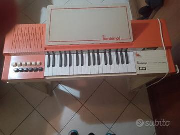 pianola Bontempi mod 109 più spartiti 