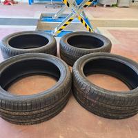 4 gomme Bridgestone 285 40 r21 109Y