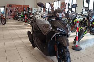 Voge Sfida SR16 NUOVO in promozione e con bauletto