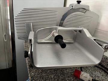 Affettatrice 380 volt