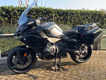 BMW Motorrad R 1300 R R 1300 RT