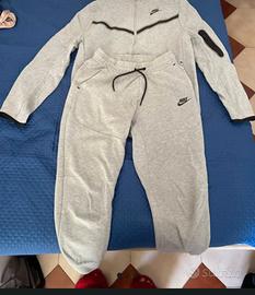 tuta tech Nike junior 