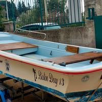 Barca Trimarano Dory 13 (4mt)