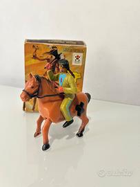 Gioco vintage action figure a molla
