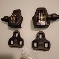 Pedali look piu tacchette nere