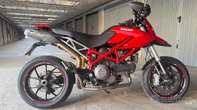 Ducati Hypermotard 796