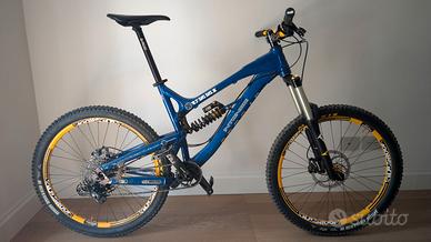 Mountain bike Intense Uzzi