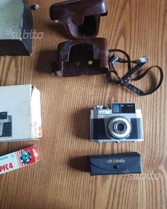 Macchina fotografica d'epoca