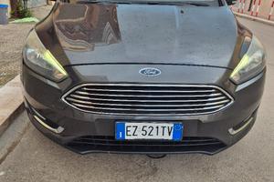 ford focus 1.5 120cv