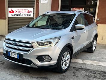 Ford Kuga 1.5 TDCI 120 CV S&S 2WD Powershift Titan