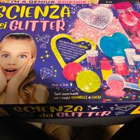 Gioco scienza dei glitter