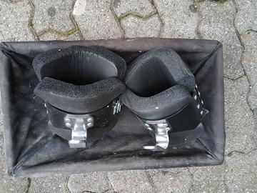 Cavigliere per appendersi a testa in giù