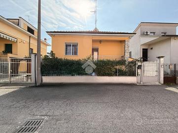 VILLA SINGOLA A ABBIATEGRASSO