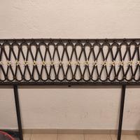 Ringhiera decorativa in ferro battuto