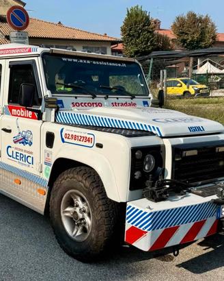 Carroattrezzi Landrover Defender