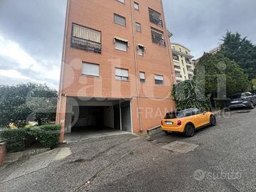 Box/Posto auto Cosenza [Cod. rif 3276485VRG]