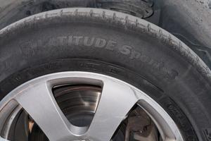 Gomme Michelin 235/60 r17